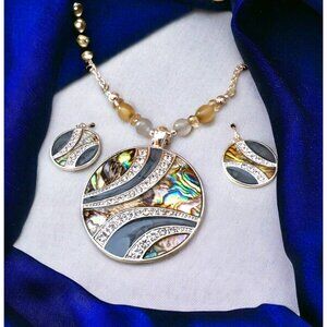 Beautiful Kim Rogers Silver Blue & Alabone Shell Necklace & Earring Set - NEW